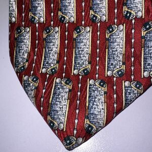 Golf Necktie Jos. A. Bank Premier Collection